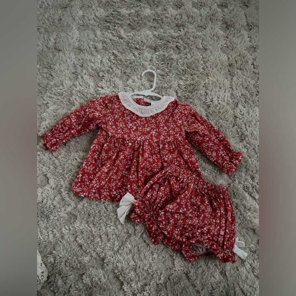 Stitchy fish outfit set